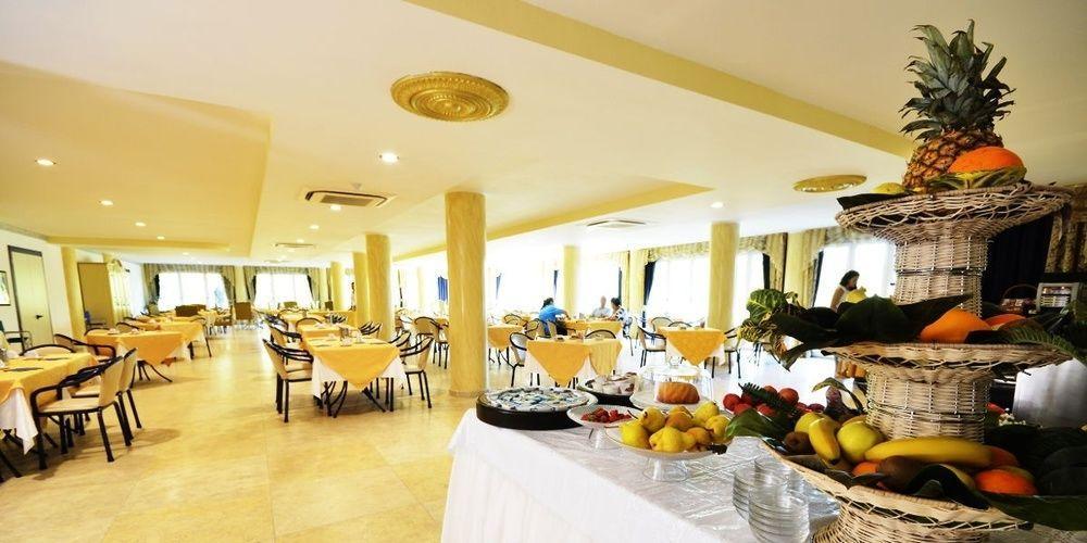 דסנזאנו דל גארדה Relais Du Lac מראה חיצוני תמונה